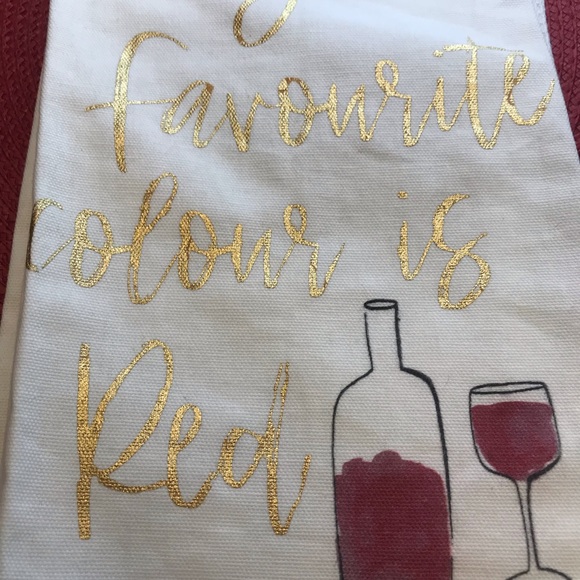 100% Cotton Set of 3 Kitchen Towels. “My favourite colour is Red” - Picture 5 of 8